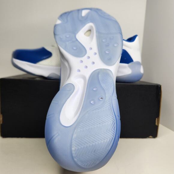 Air Jordan 11 CMFT Low UCLA PE Size 14 Men main image 7